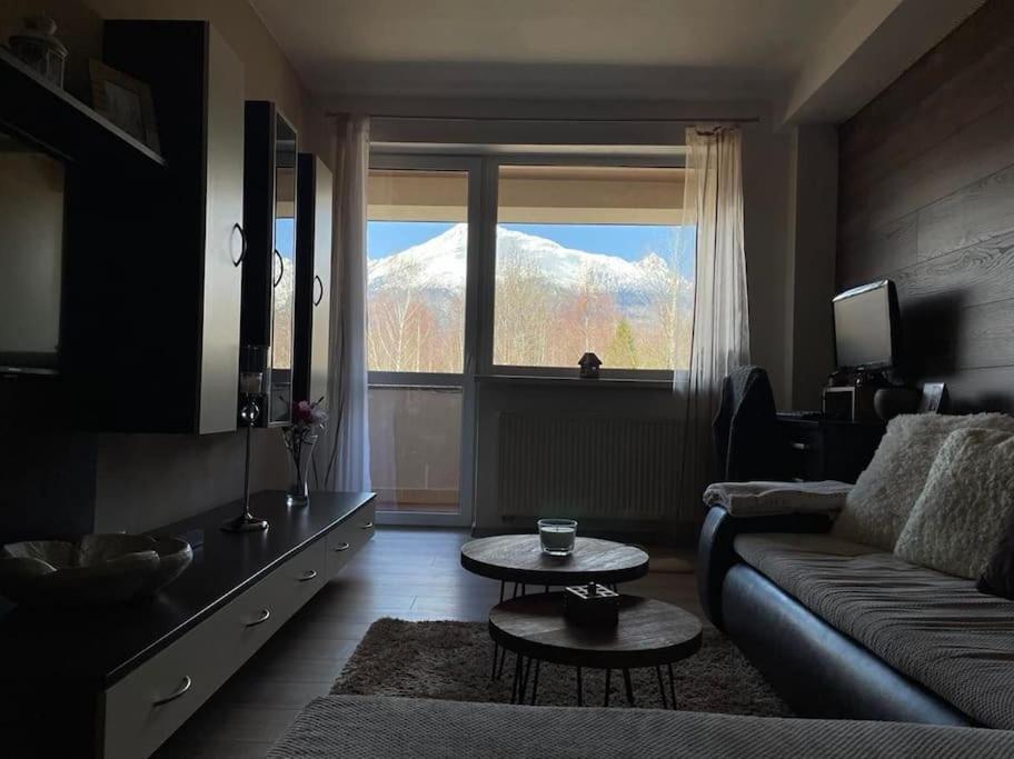 S Nadhernym Vyhladom Na Tatry *